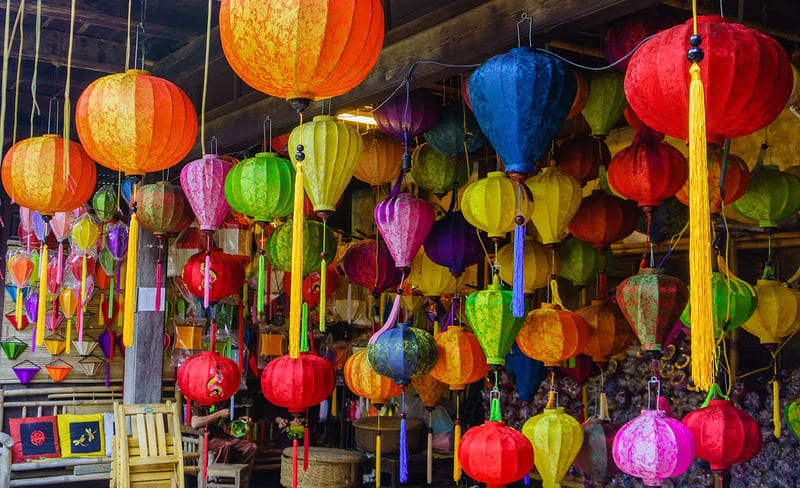 hoi-an-lantern-market-2